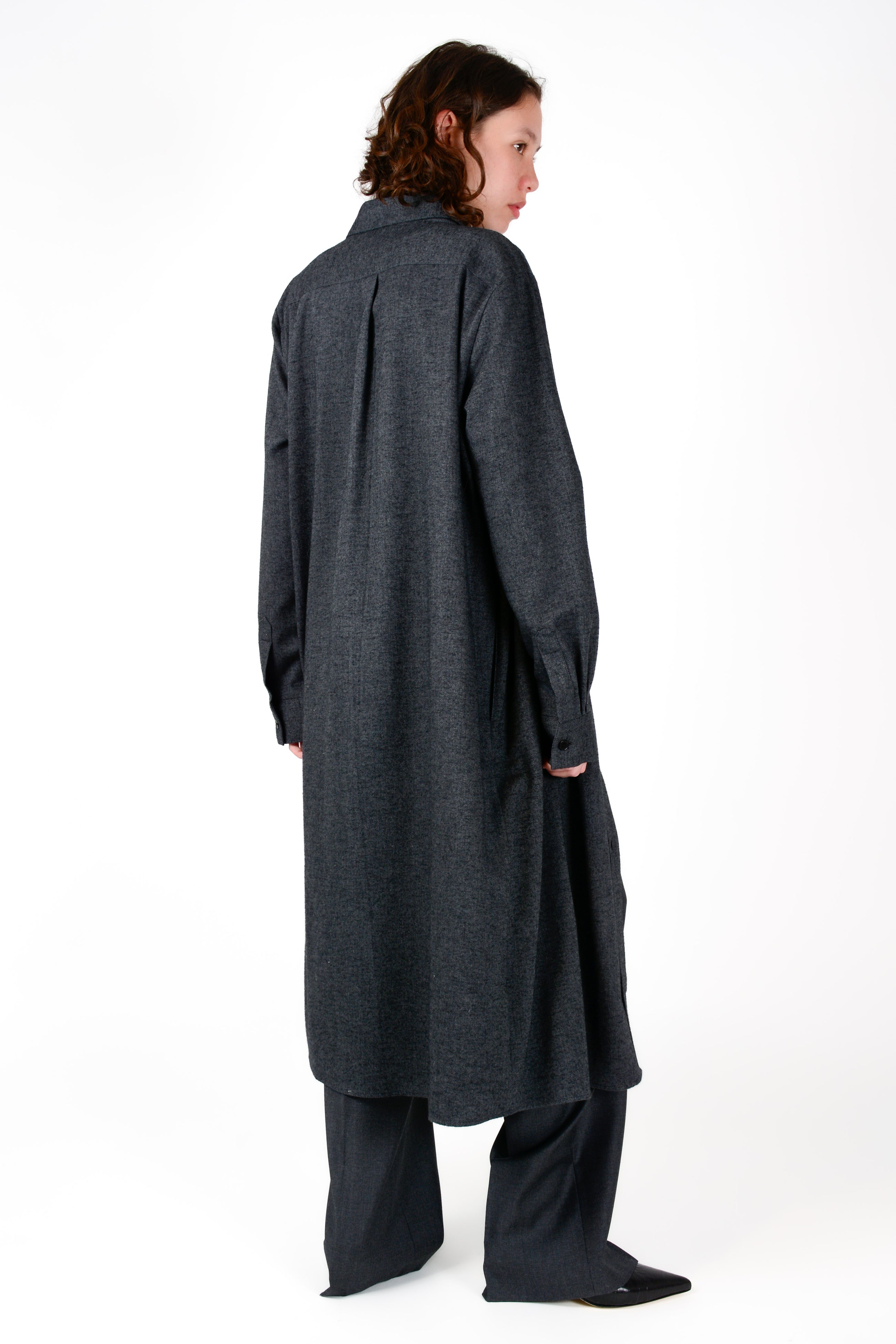 Abrigo Leo franela gris