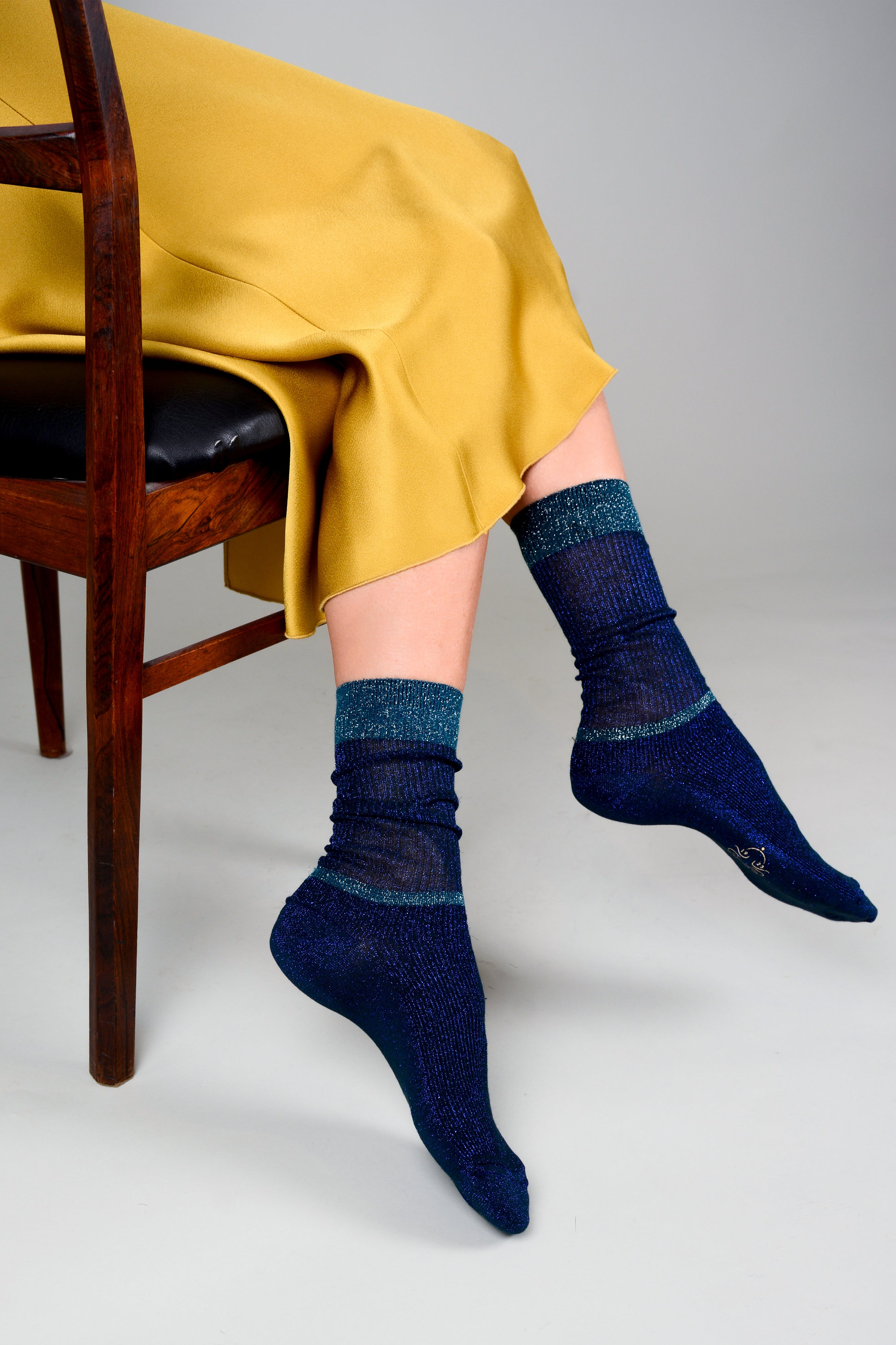 Calcetines viscosa rayas brillo