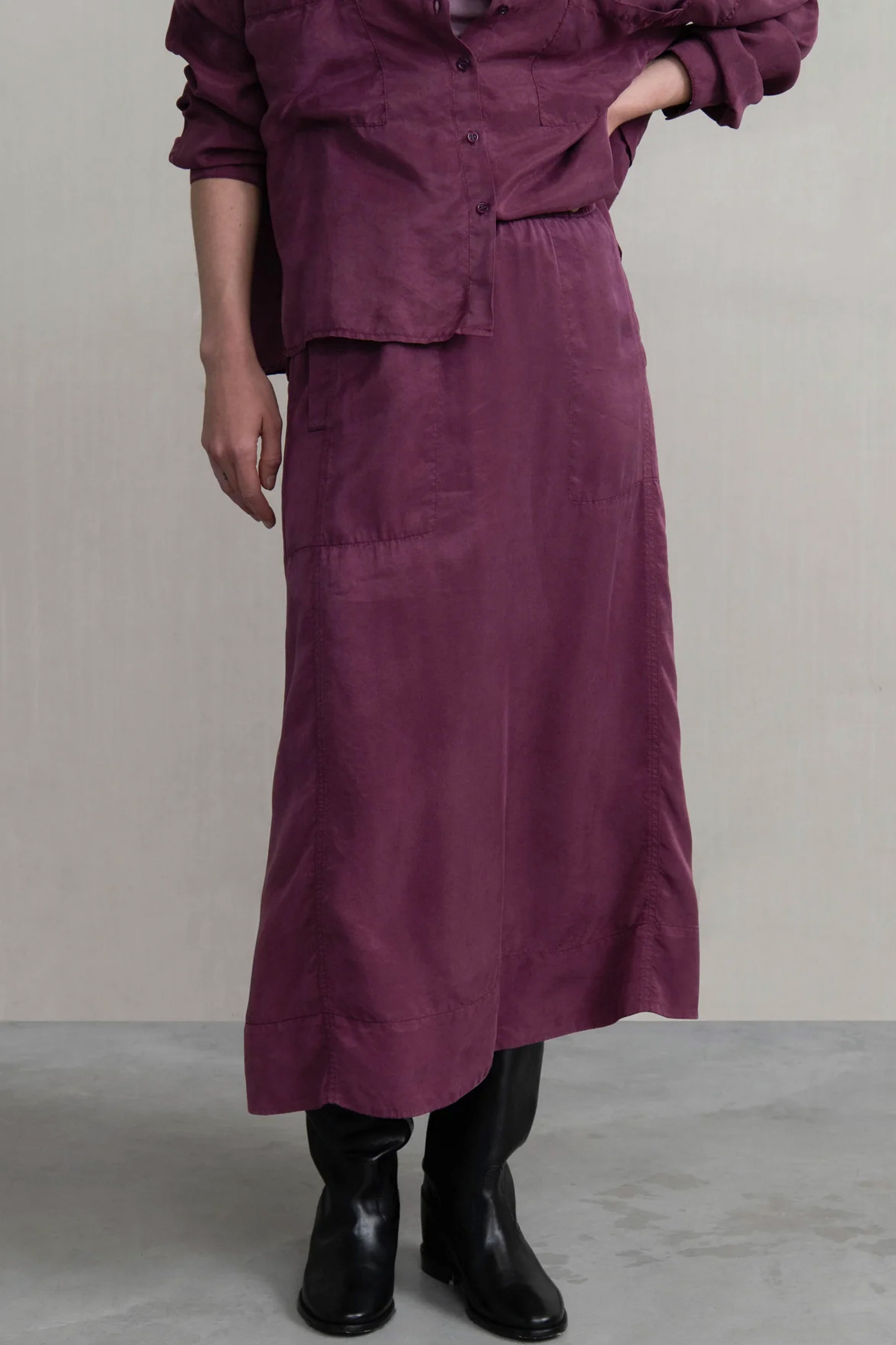 Falda goma bolsillos