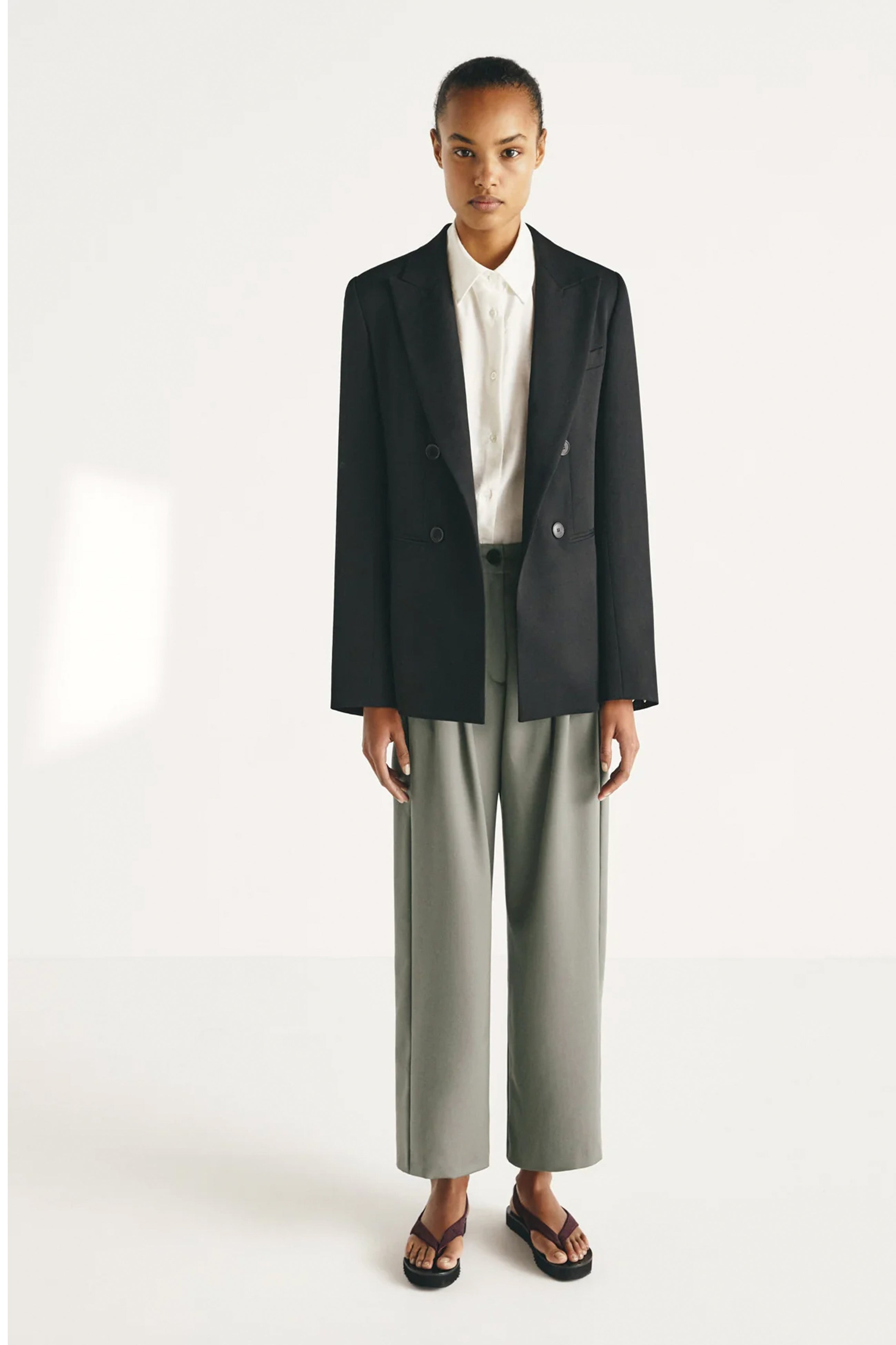 Americana smoking lana