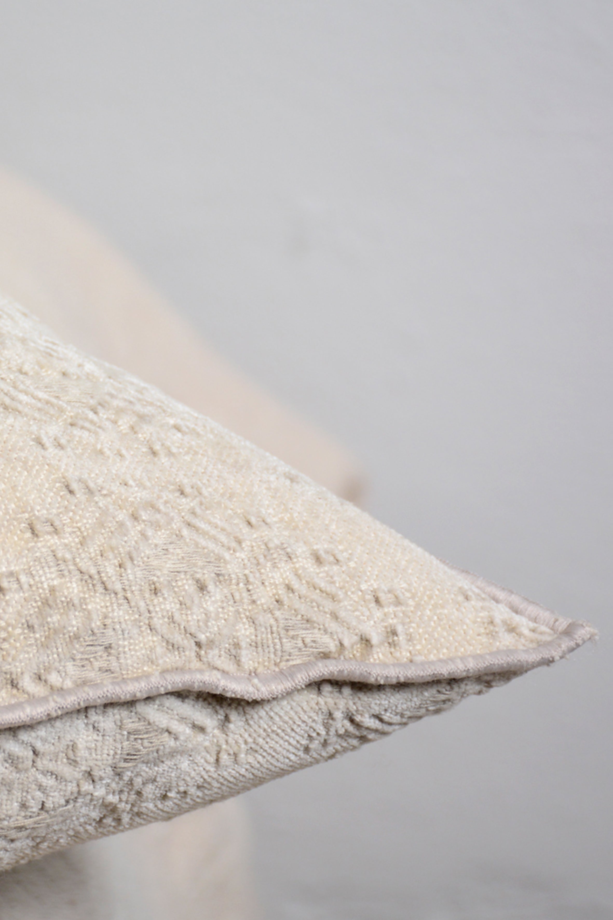 Cojín jacquard kilim ciment