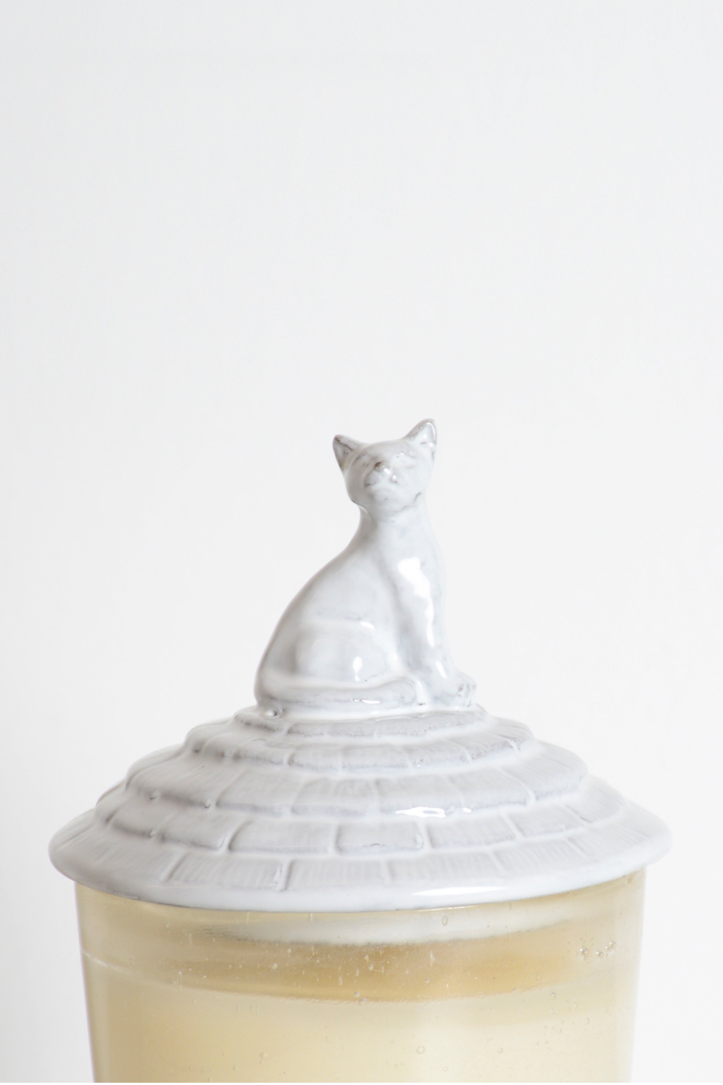 Tapa con gato para vela de astier