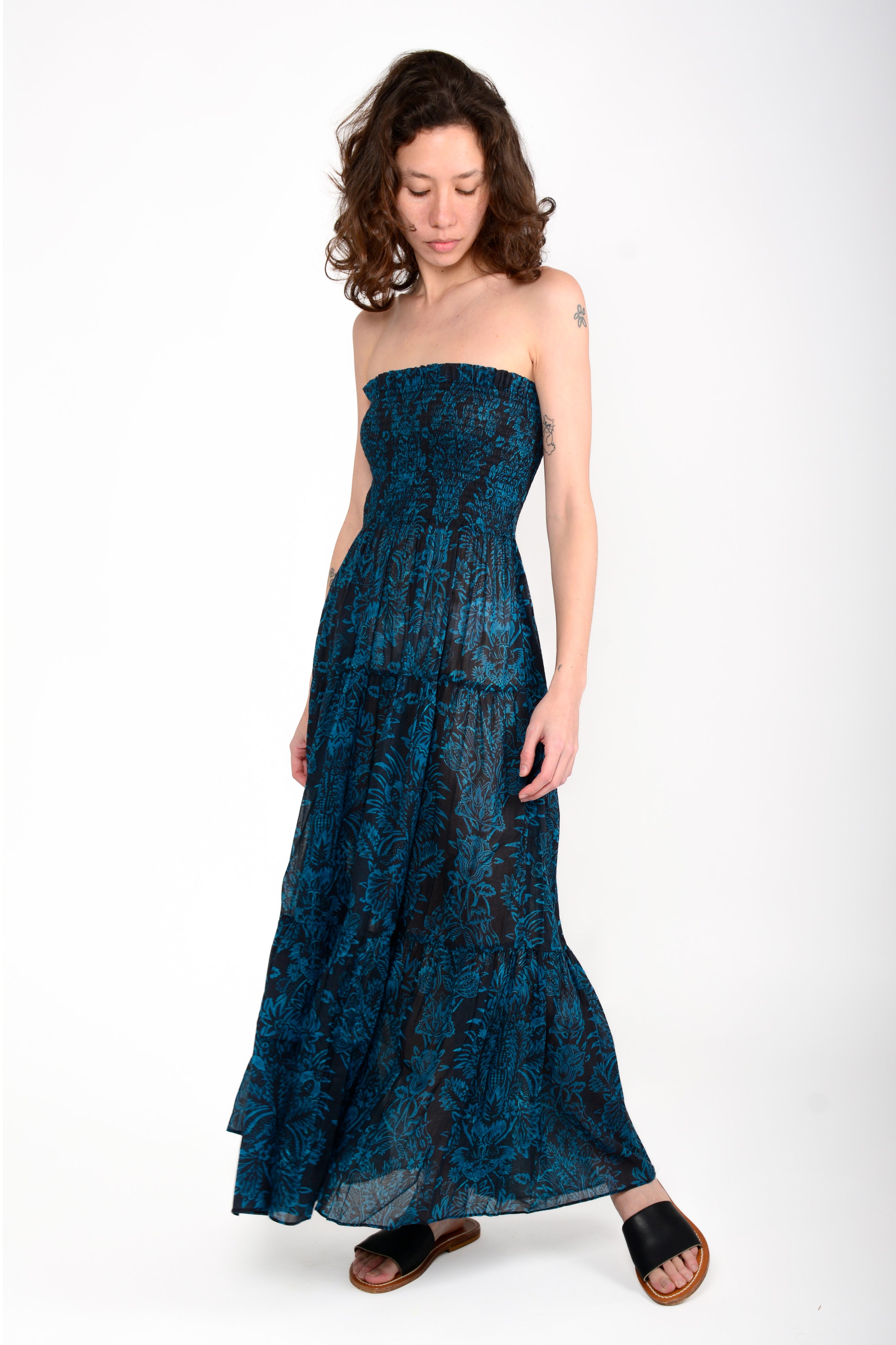 vestido|falda fruncido