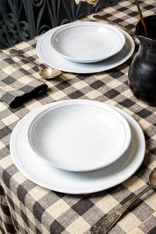 Simple dinner plate