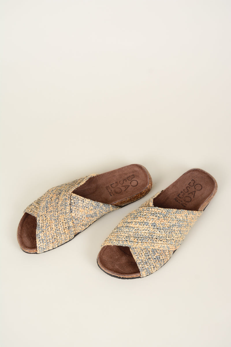 Sandalia rafia cruzada