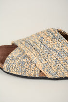 Sandalia rafia cruzada