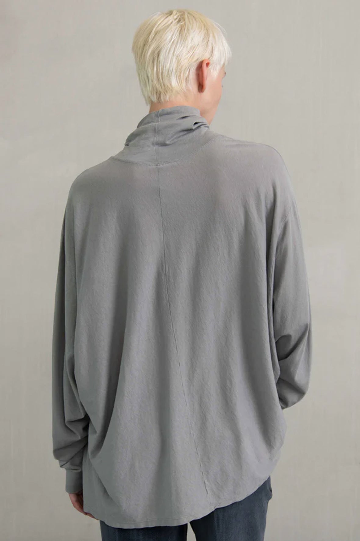 Camiseta cuello alto