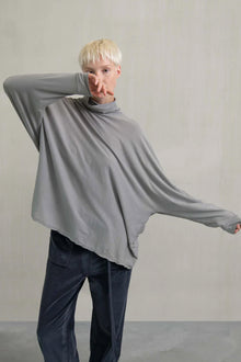 Camiseta cuello alto