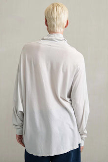 Camiseta cuello alto