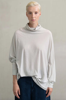 Camiseta cuello alto