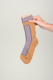 Calcetín rayas y caladíto bebe