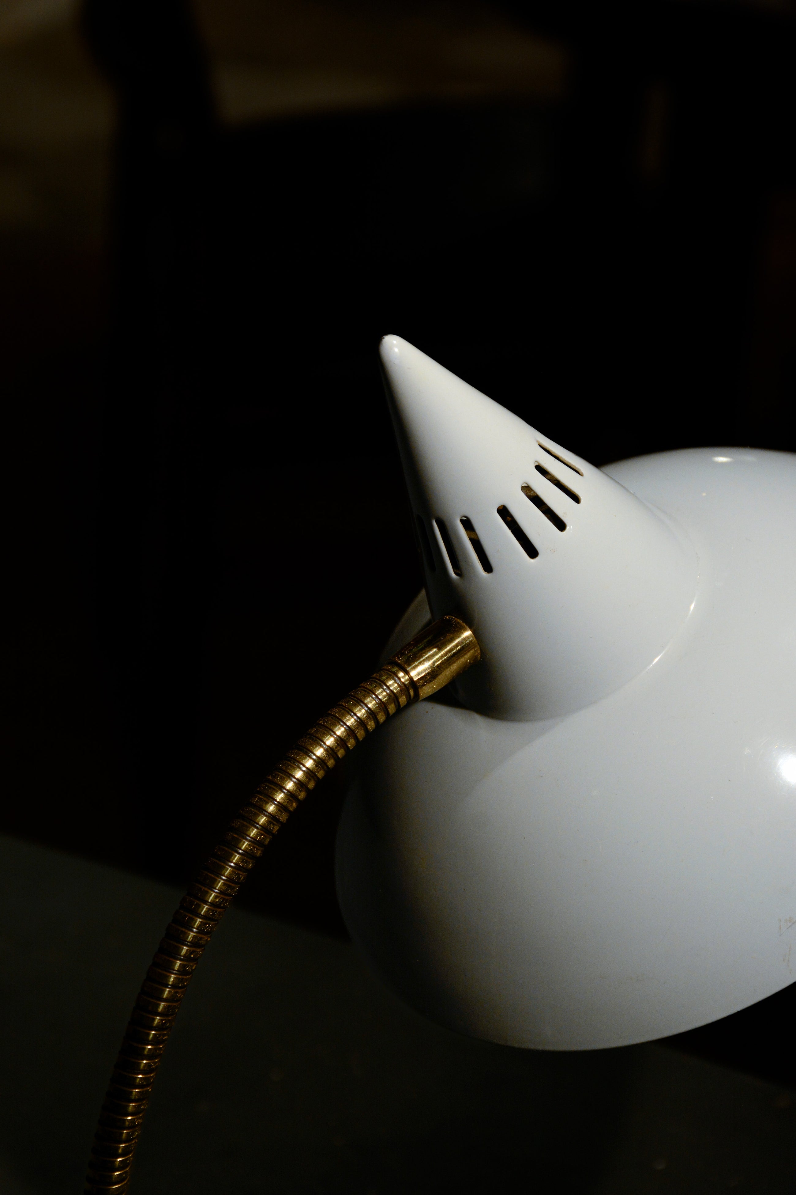 Lámpara de mesa sombrero de bruja años 50´s italia