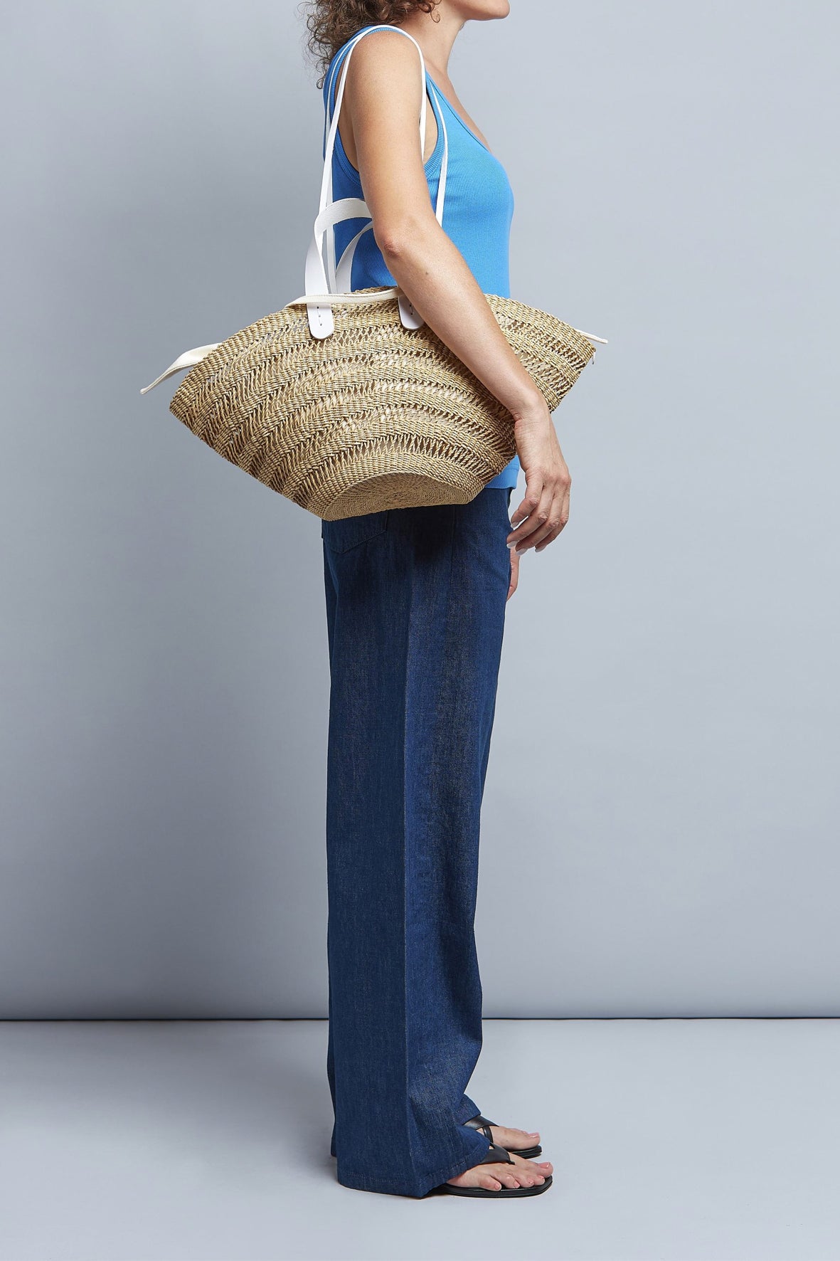 Bolso cesto franja calada