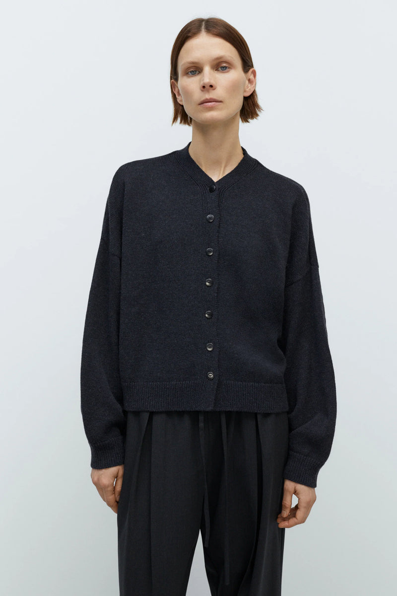 Chaqueta merino wool cardigan