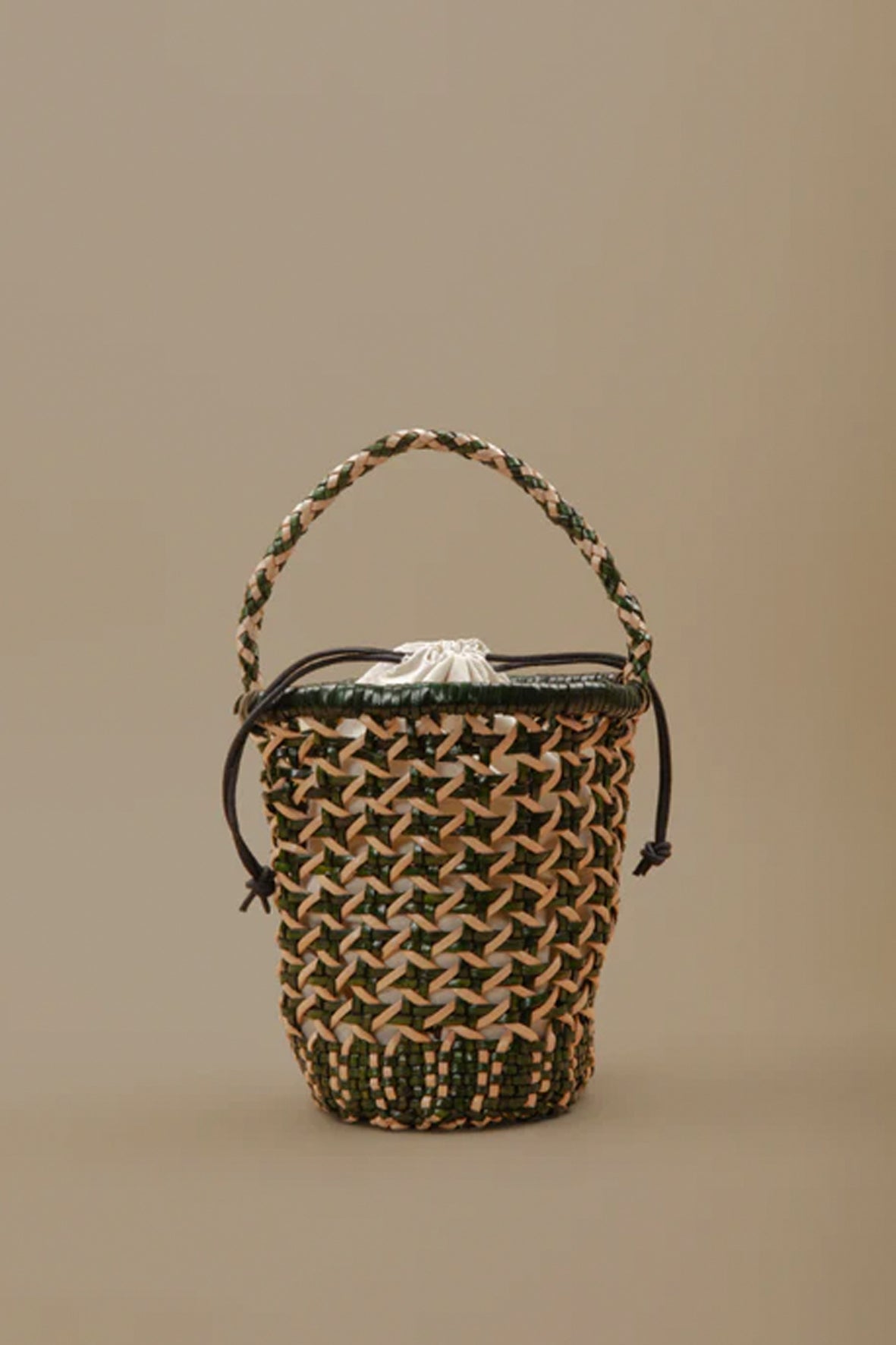 Bolso cestito redondo