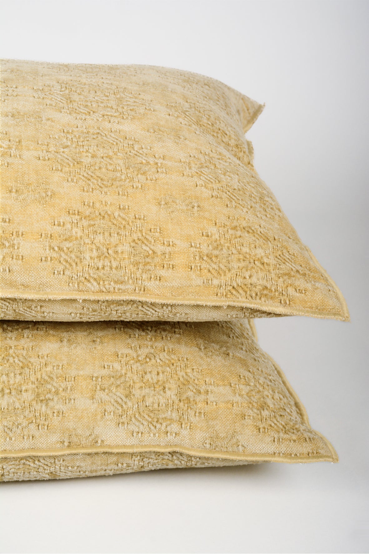 Almohadón jacquard stone washed