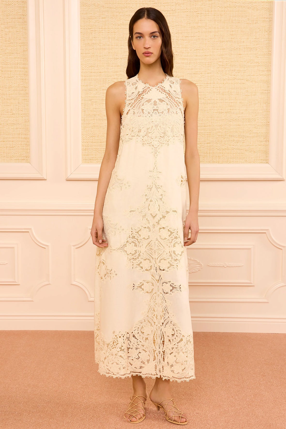 Vestido encaje blonda