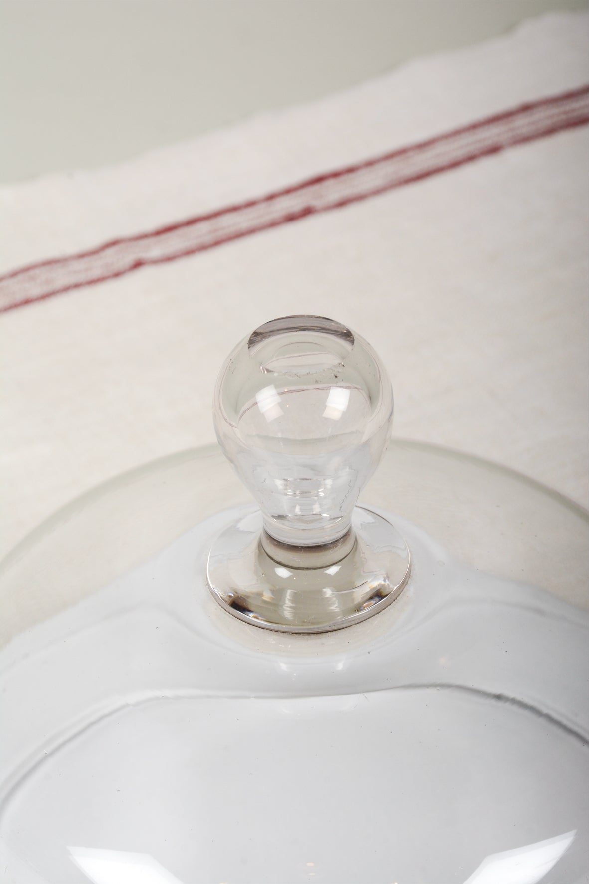 Campana cristal mediana antigua