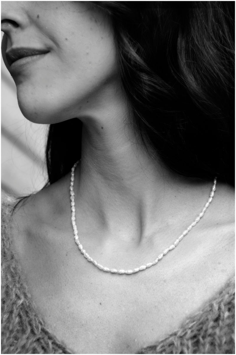 Pearl necklace 