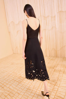 Falda midi calada