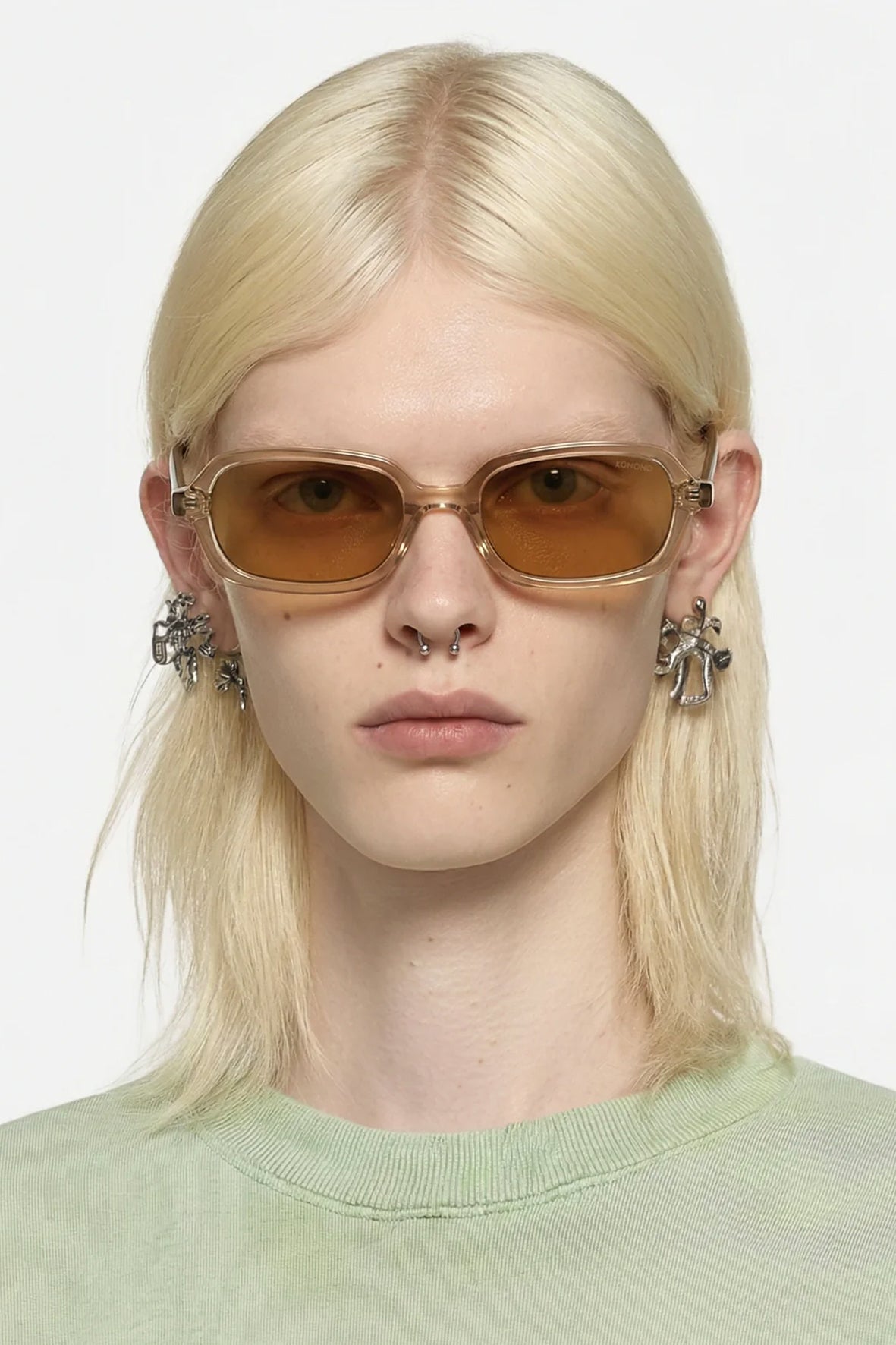 Gafas de sol estrechitas largas