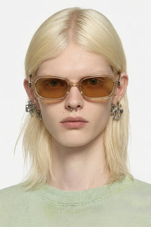 Gafas de sol estrechitas largas