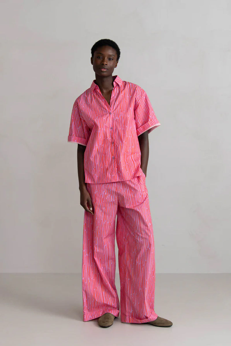 Pantalón rayado rojo