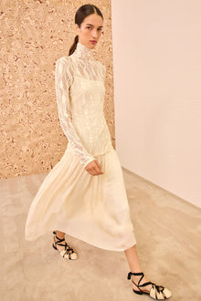 Vestido wave mesh lace