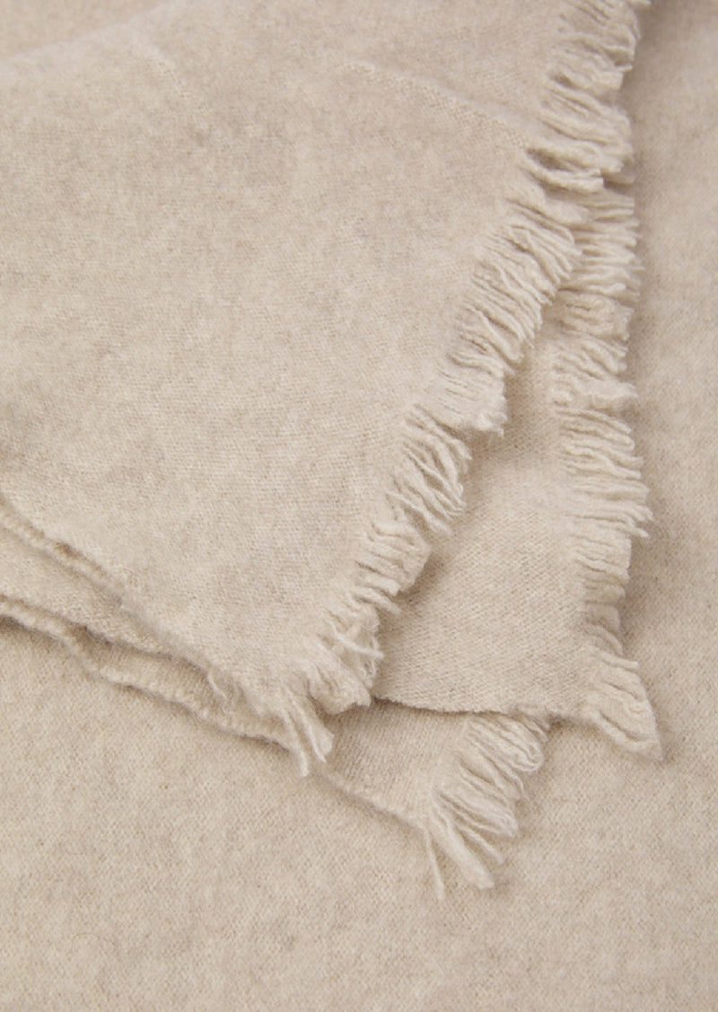 Undyed Tibetan cashmere blanket 