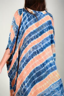 Vestido franjas oblicuas