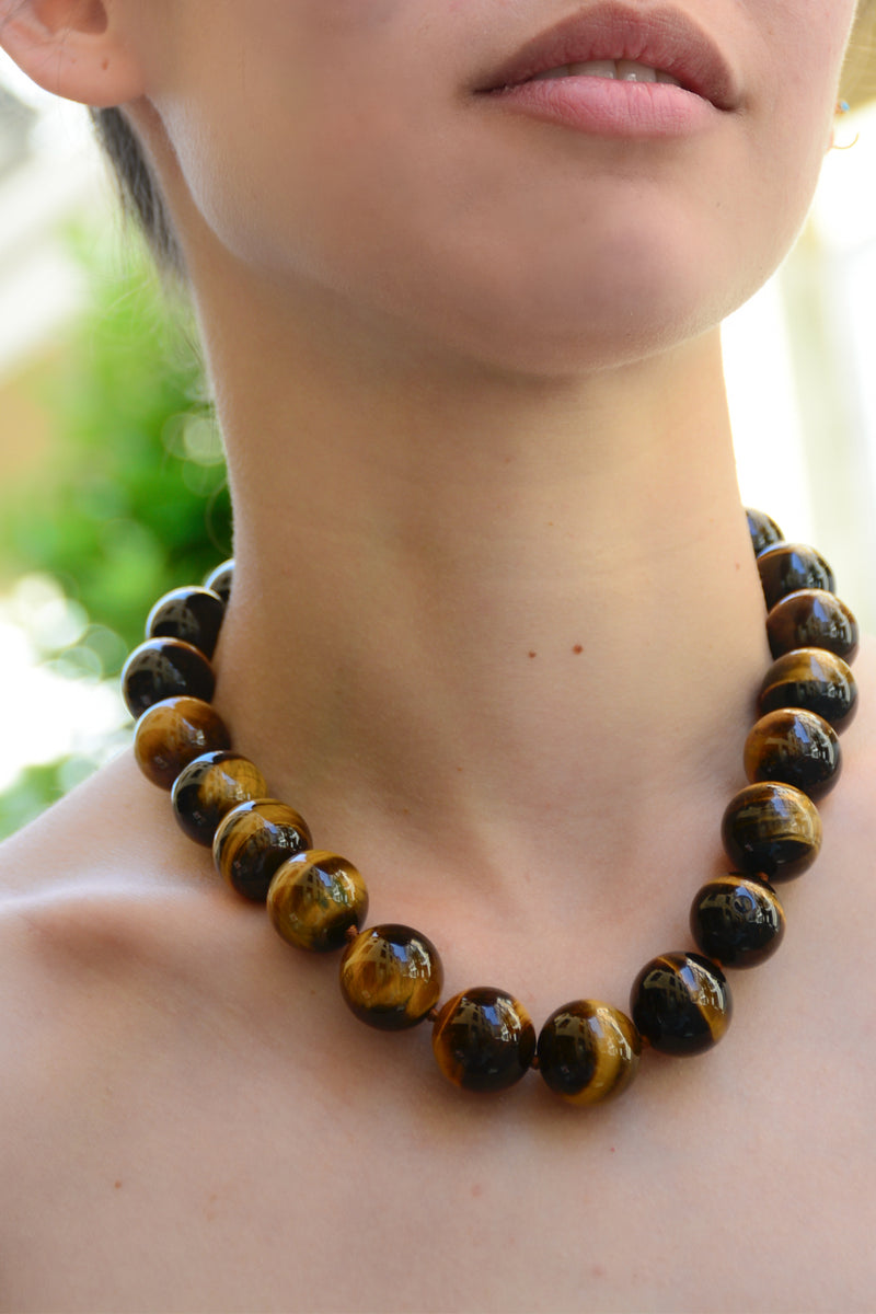 Collar bolas grandes ojo de tigre