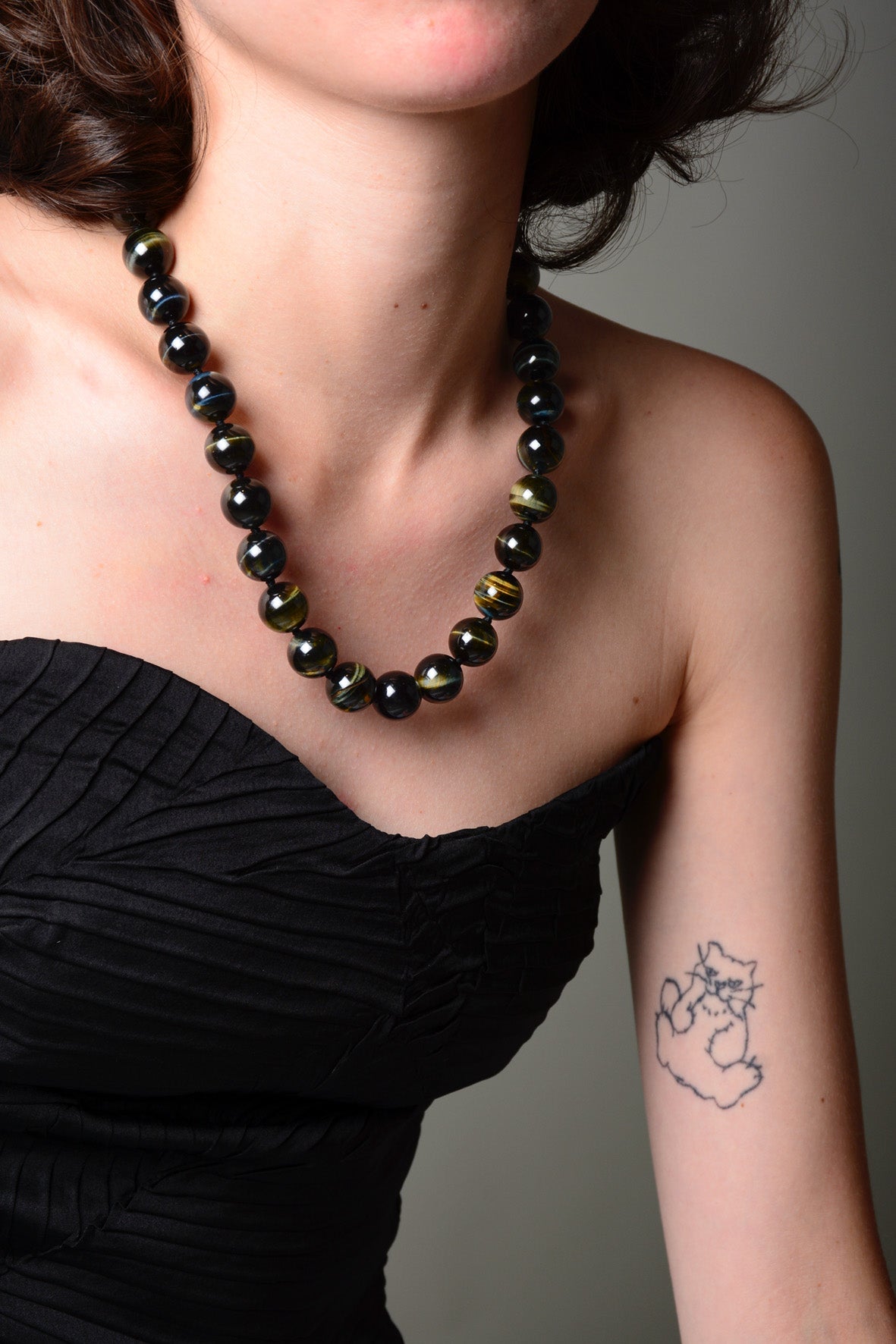 Collar ojo de tigre negro