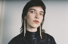 Pendientes white chain