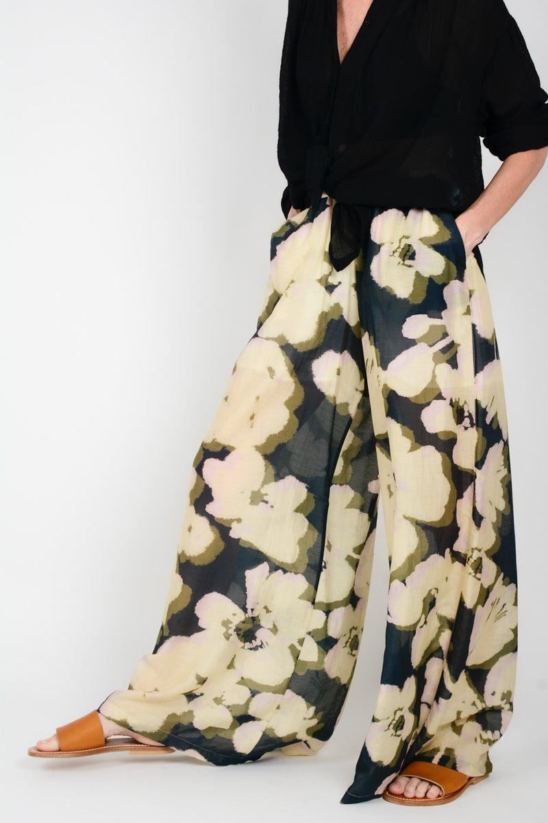 Pantalón flores grandes