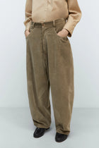 Pantalón corduroy baggy pants