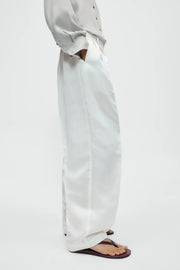 Pantalón satín masculine barrel
