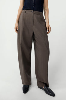 Pantalón silk barrel