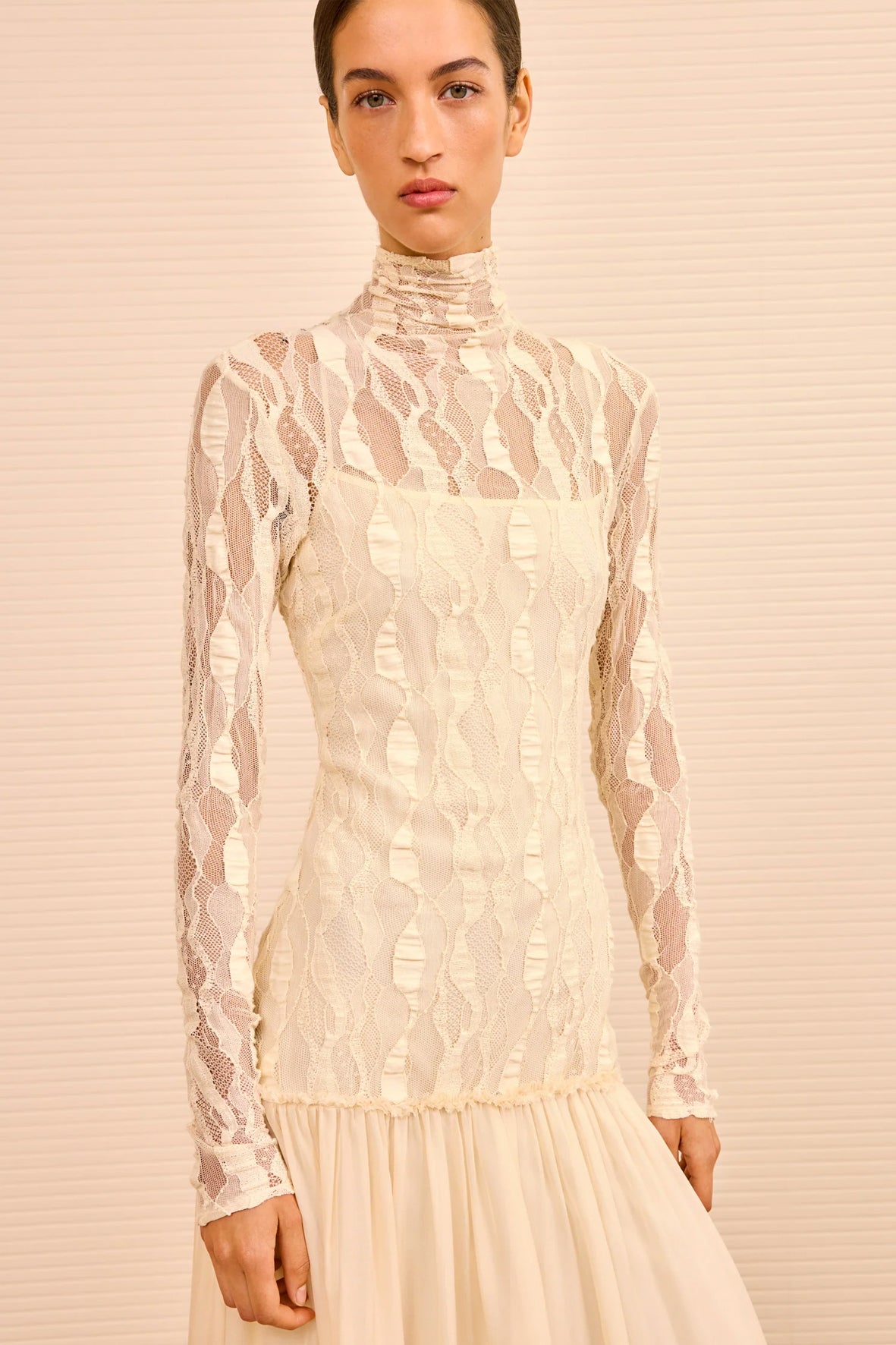 Vestido wave mesh lace