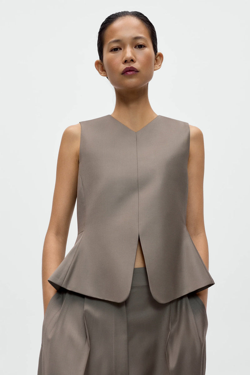 Chaleco tailored peplum