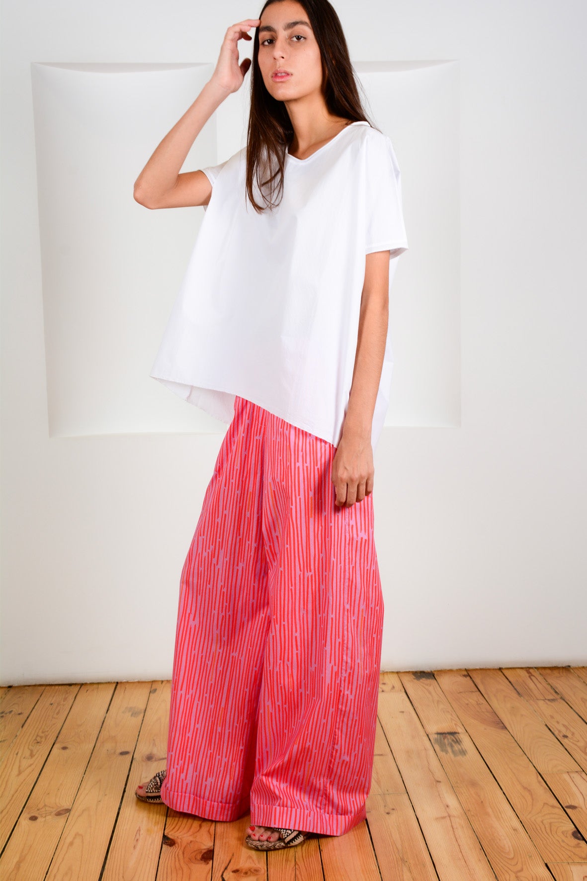 Pantalón rayado rojo