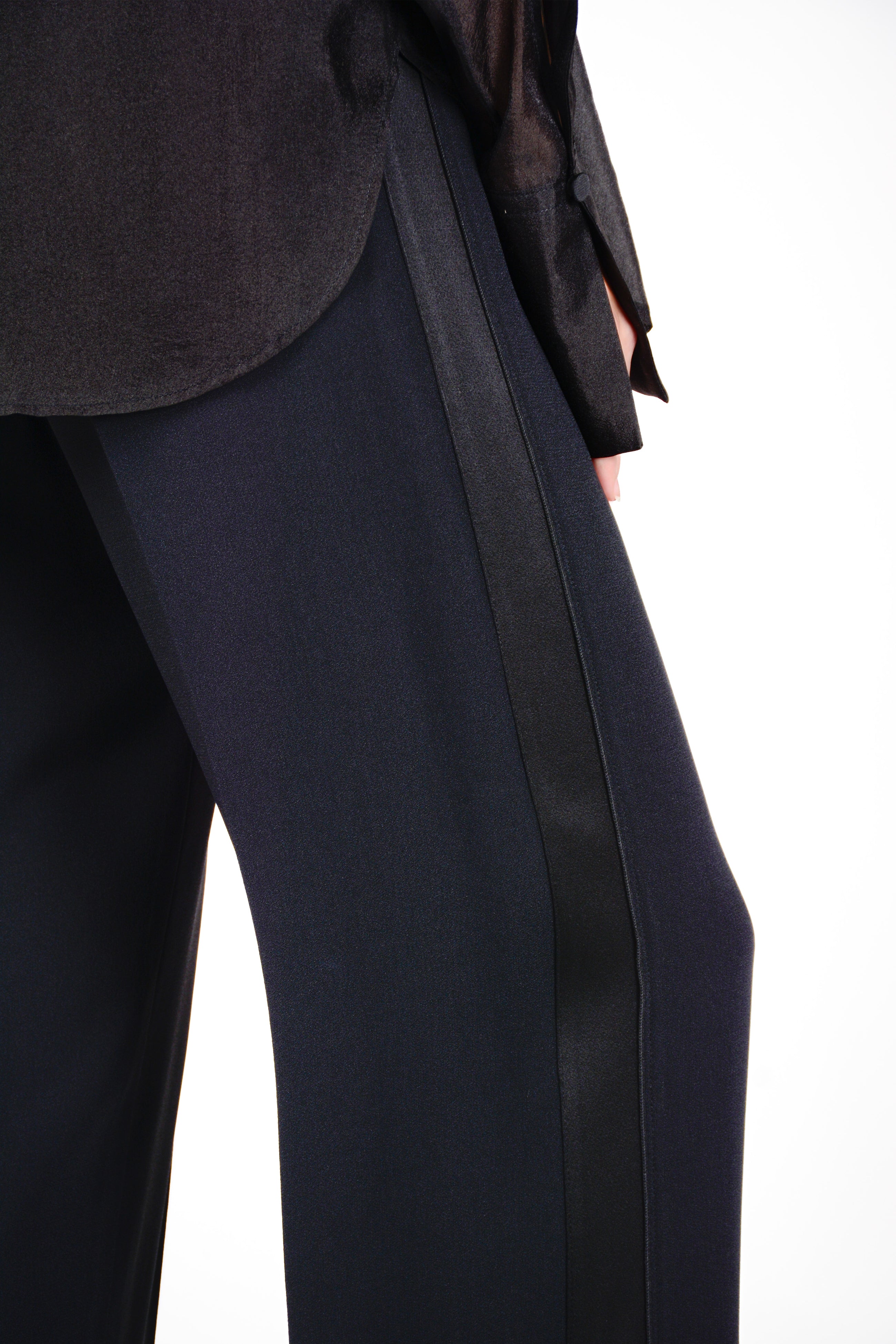 Pantalón recto cinta raso lateral