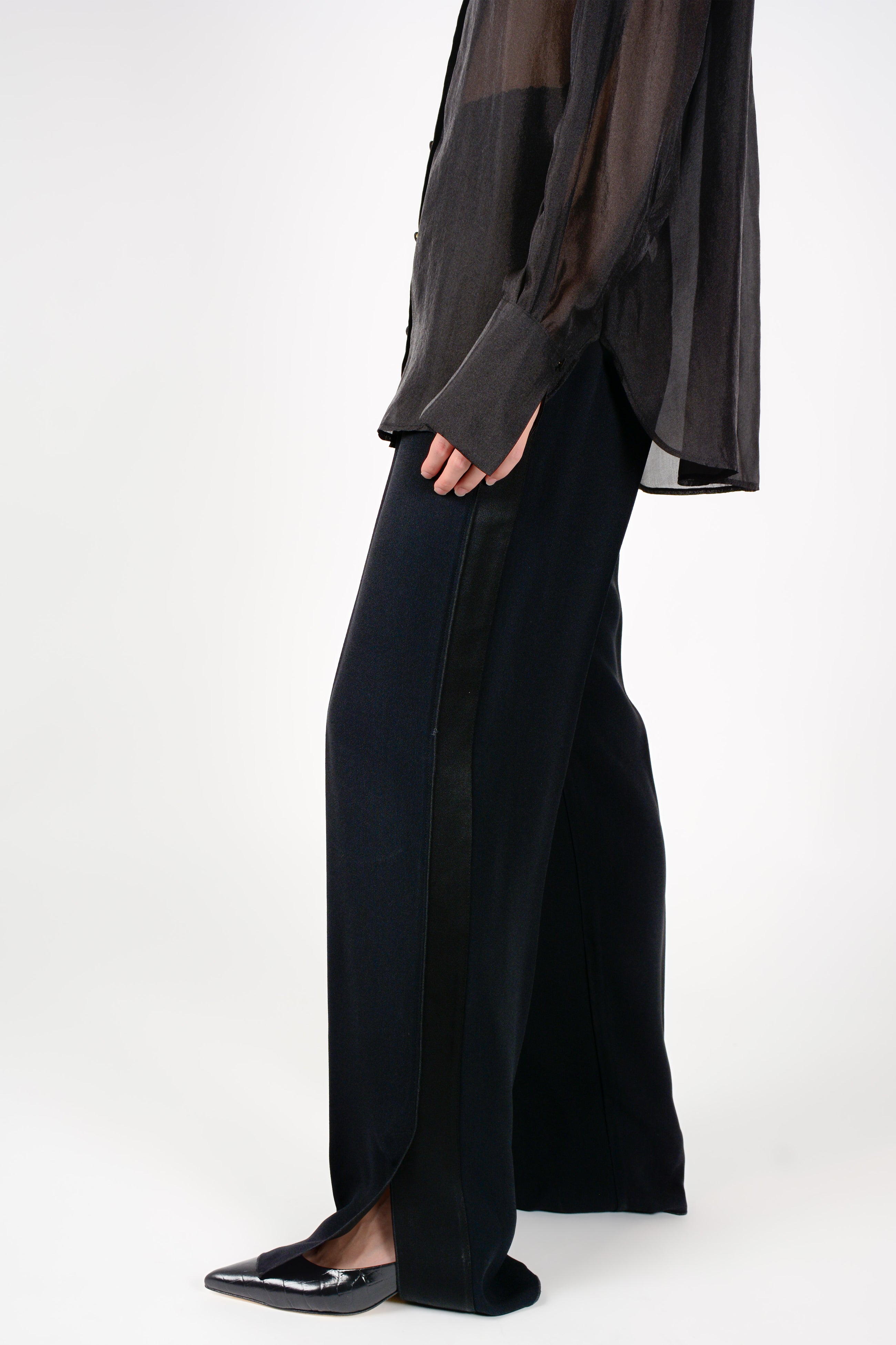 Pantalón recto cinta raso lateral