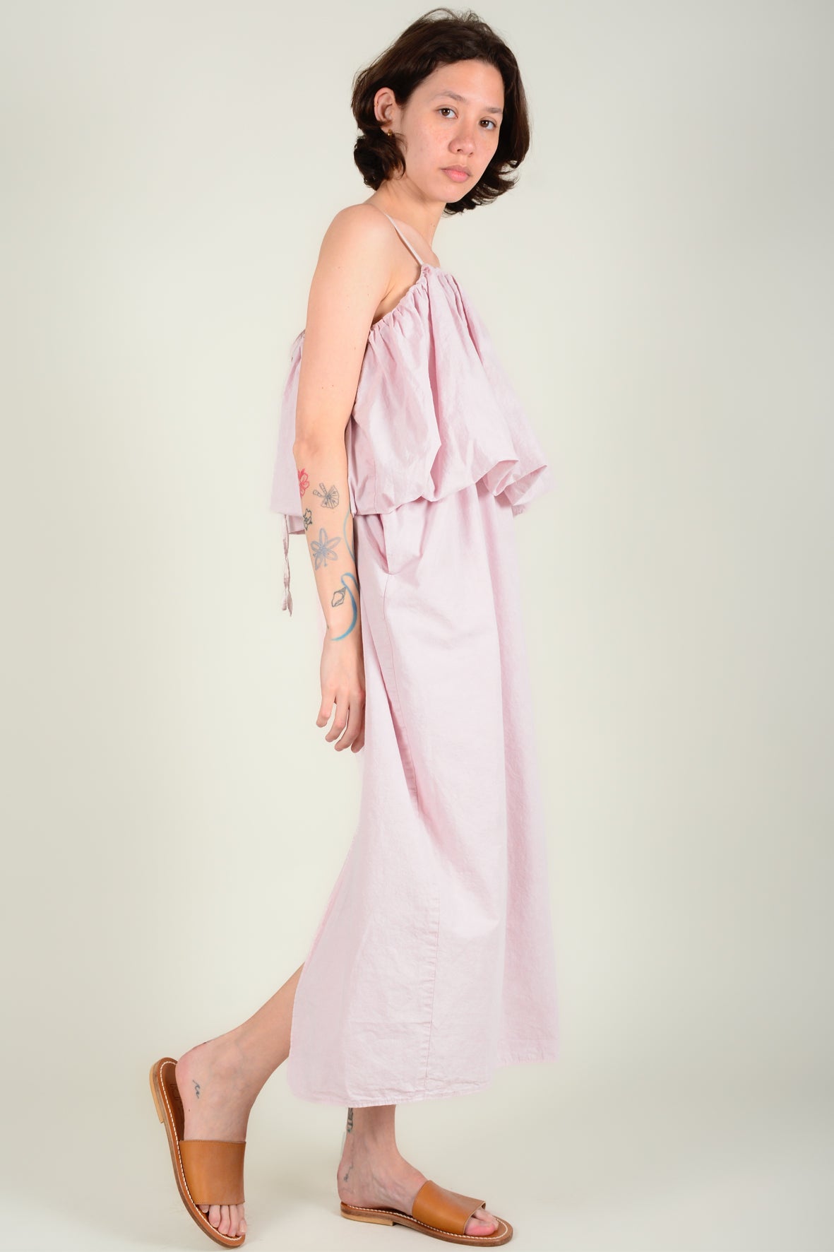 Vestido globo merengue powder