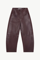 Pantalón leather