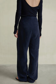 Pantalón cruzado