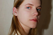 Pendiente ear cuff mediano perlas chapado oro