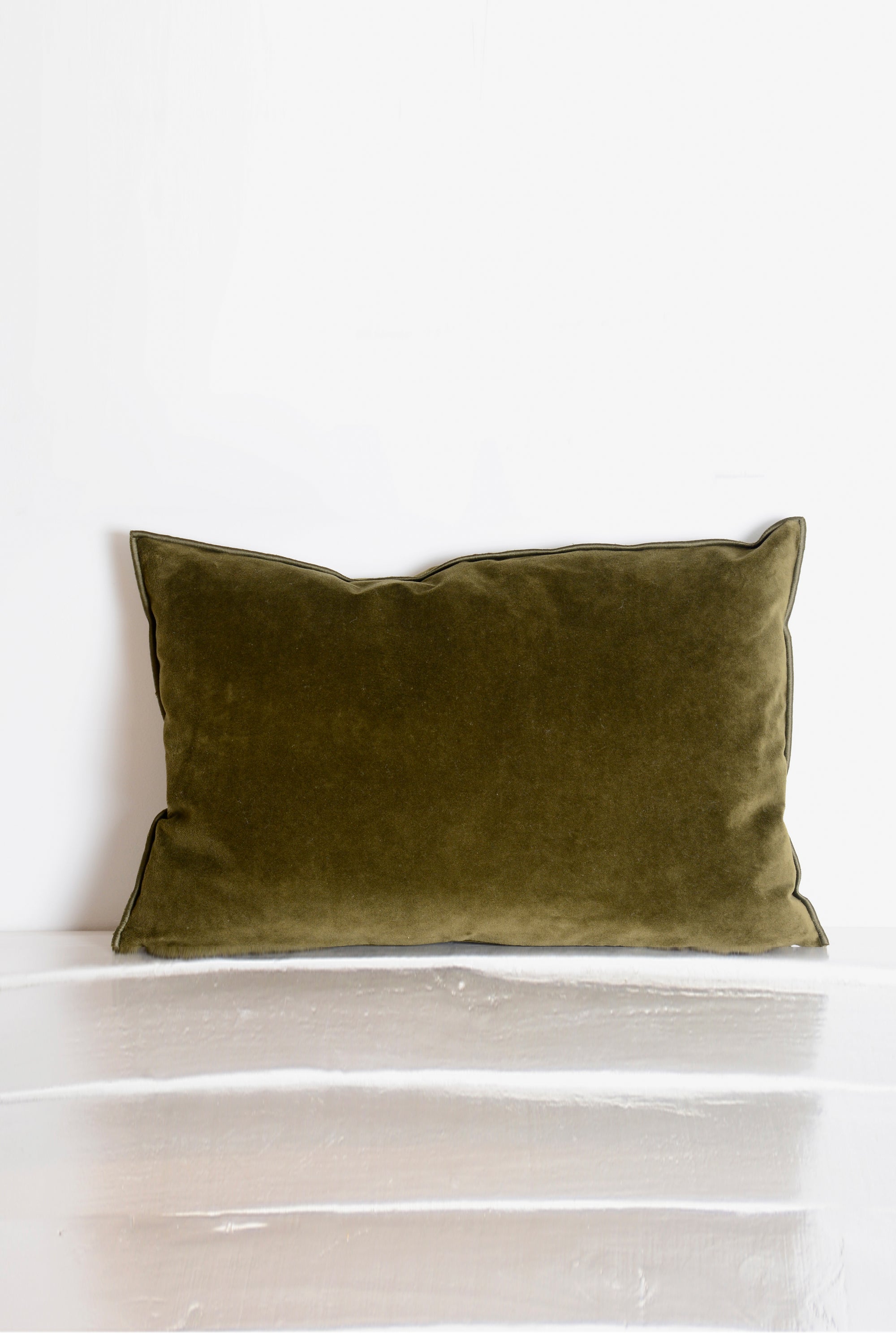 Khaki velvet cushion 