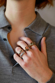 Anillo rizado