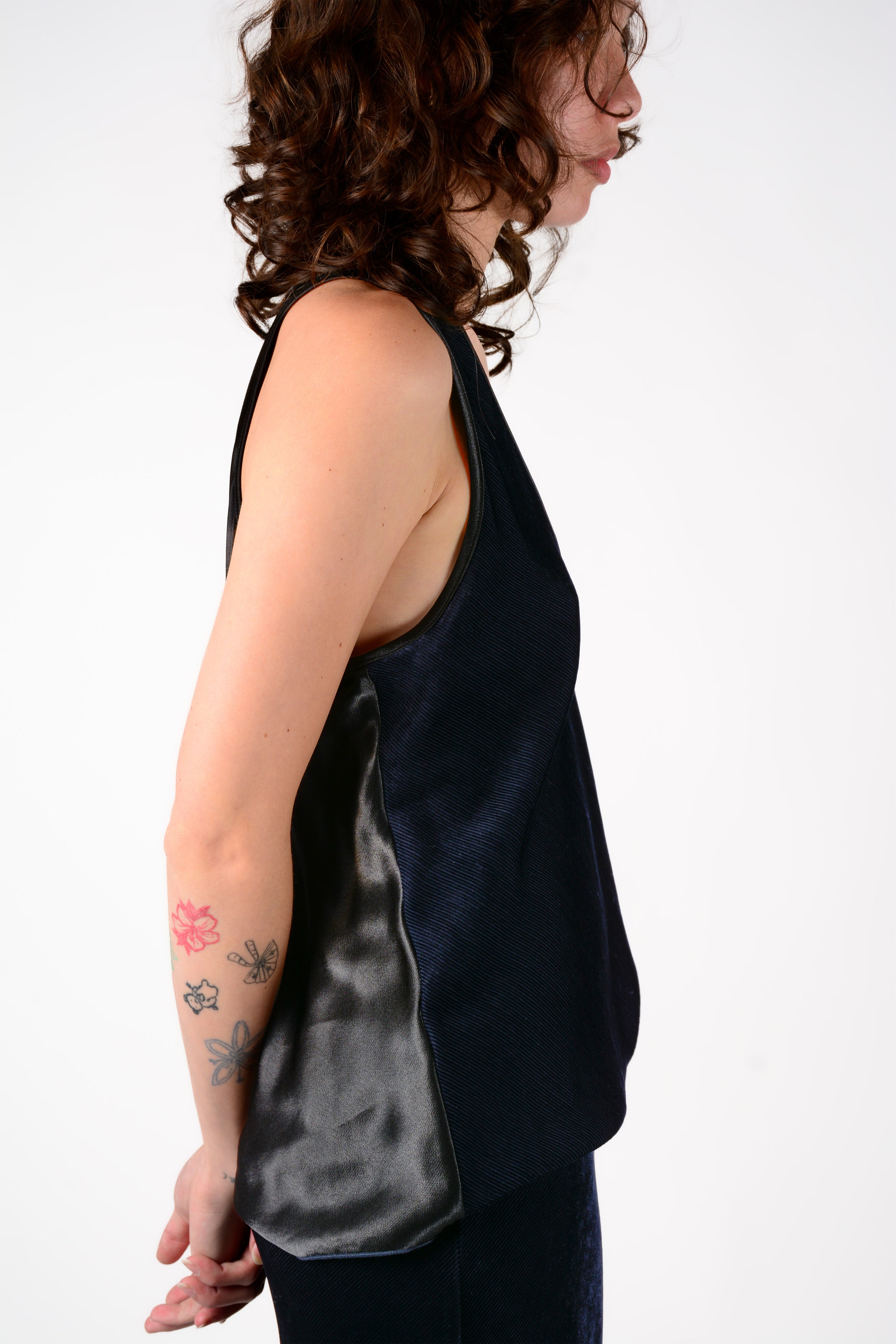 Top tirantes velet seda