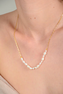 Collar cadena y centro perlas
